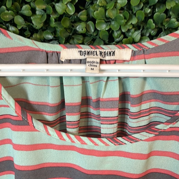 Horizontal striped blouse - Picture 2 of 2